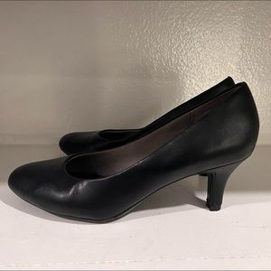 Life Stride Soft System Heels